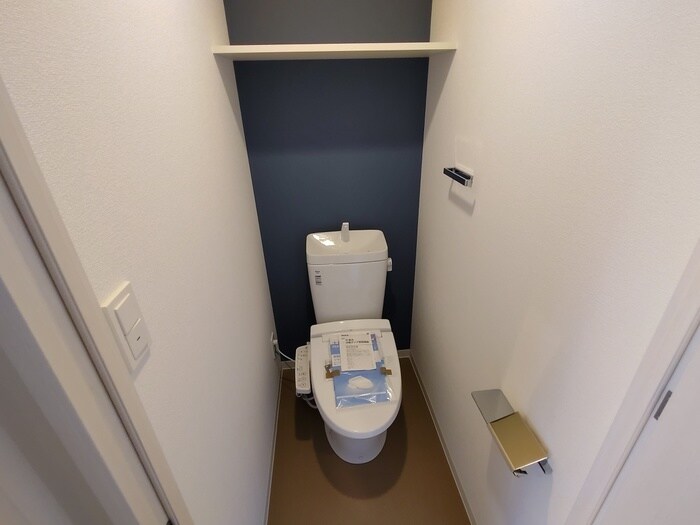 物件内観写真14　(トイレ)