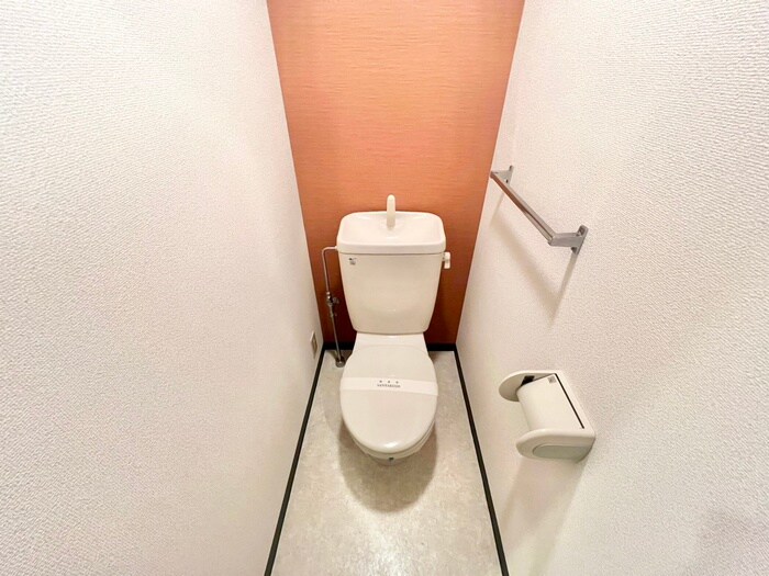 物件内観写真13　(トイレ)