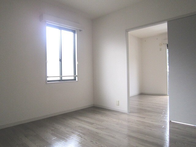 物件内観写真9　(内観写真)