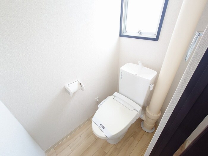 物件内観写真10　(トイレ)