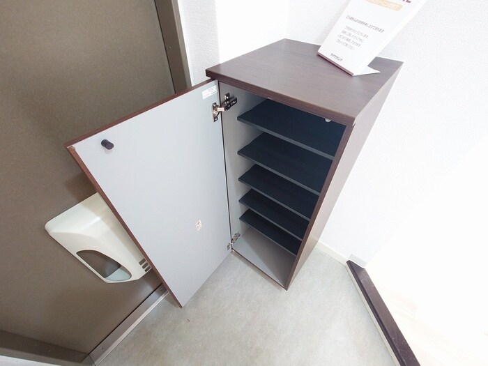 物件内観写真16　(靴箱)