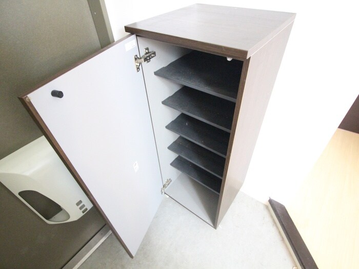 物件内観写真18　(靴箱)