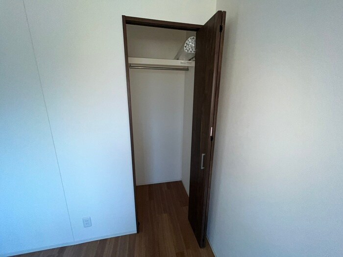 物件内観写真15　(収納)