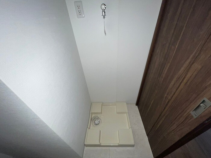 物件内観写真22　(洗濯機置場)