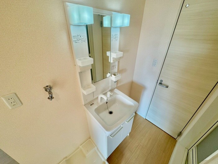 物件内観写真12　(洗面)