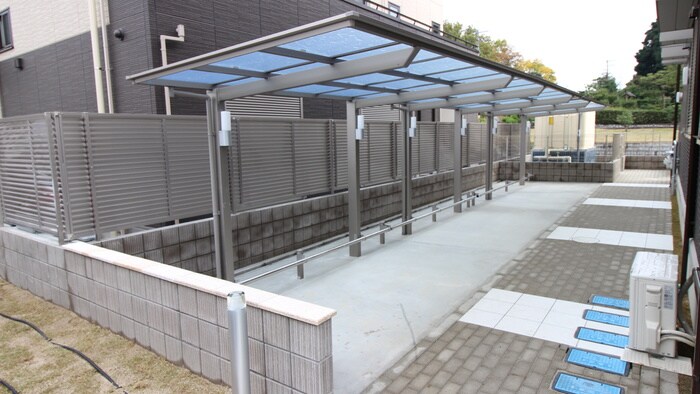 物件外観写真5　(駐輪場)