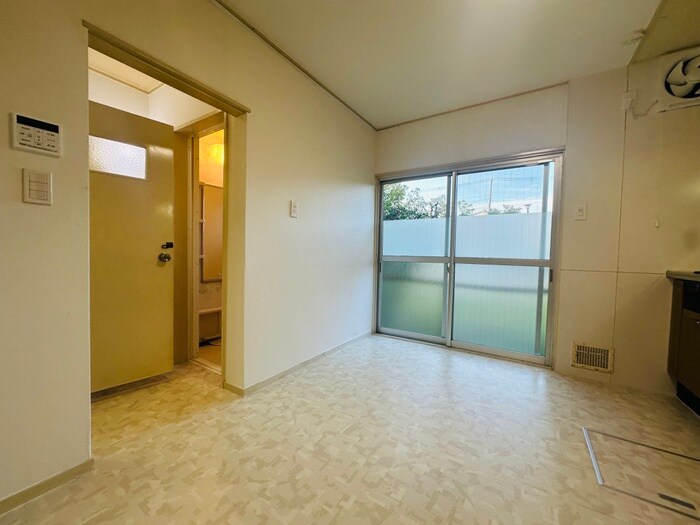 物件内観写真7　(居室)