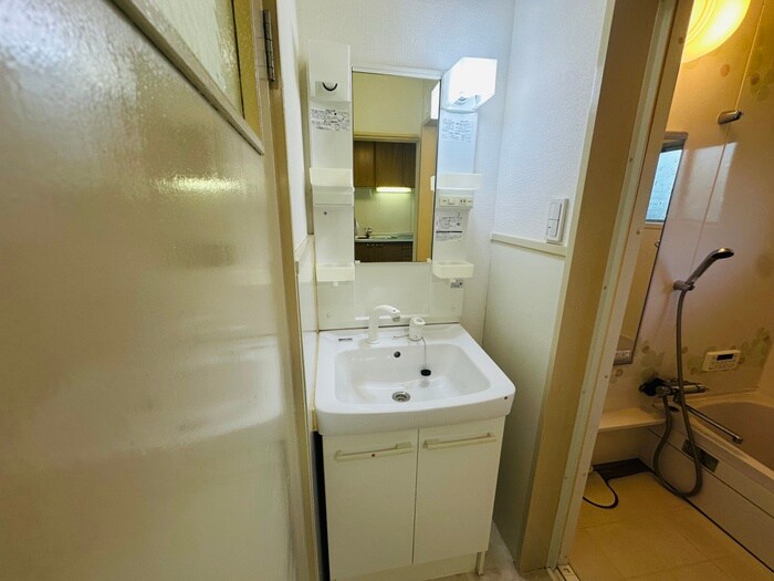 物件内観写真10　(洗面)