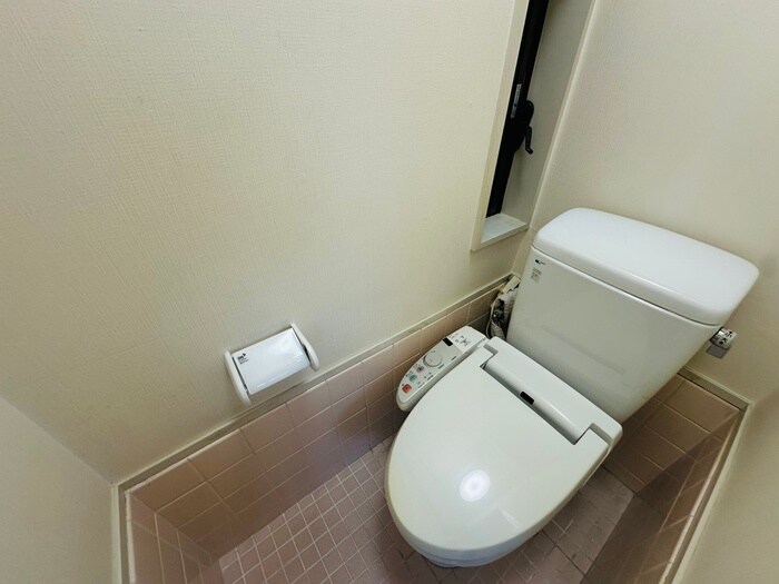 物件内観写真12　(トイレ)