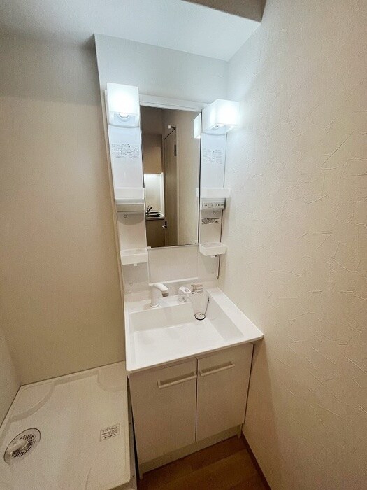 物件内観写真8　(洗面)