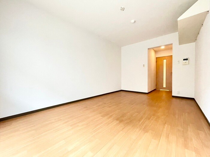 物件内観写真5　(居室)