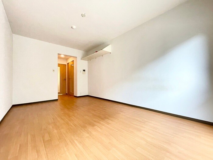 物件内観写真6　(居室)