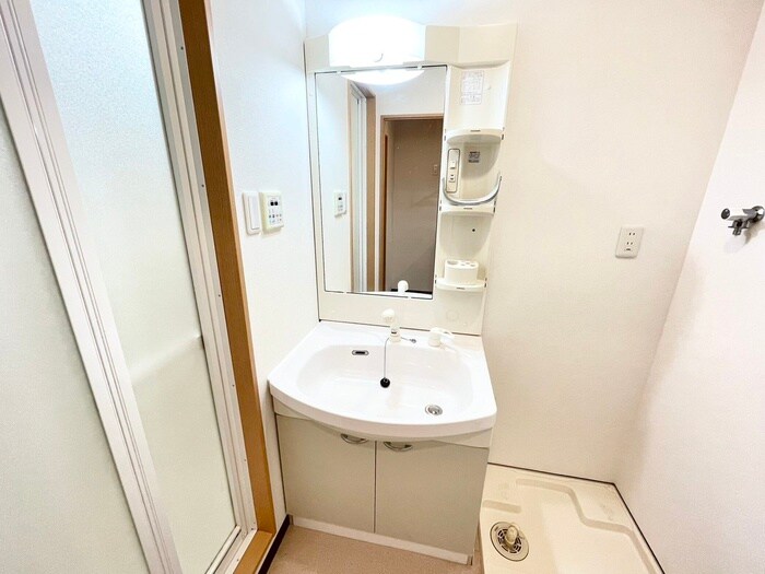 物件内観写真12　(洗面)