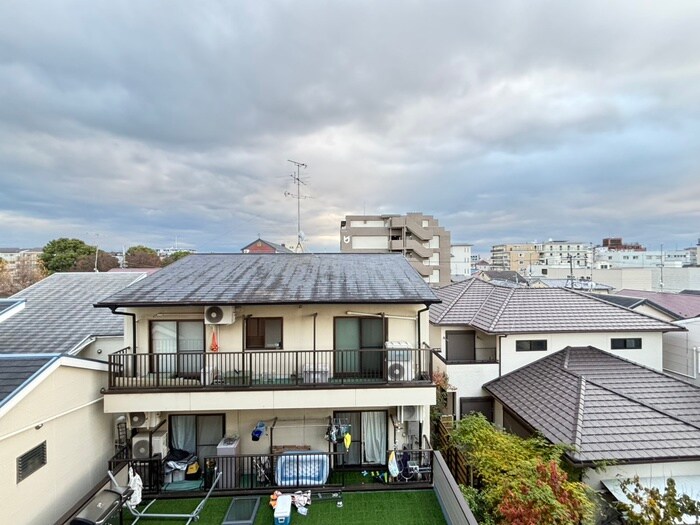 物件内観写真19　(室内からの展望)