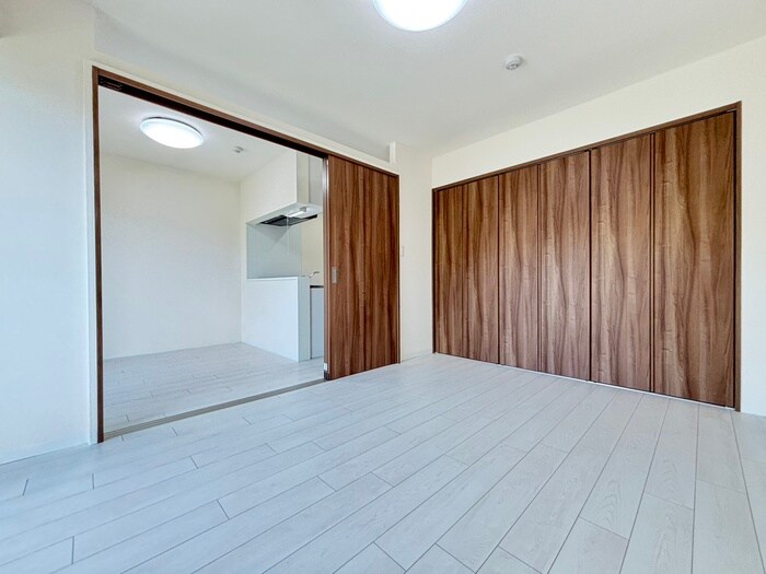 物件内観写真8　(居室)