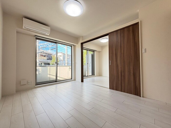 物件内観写真9　(居室)