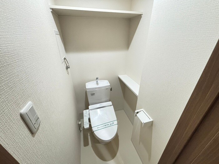 物件内観写真12　(トイレ)