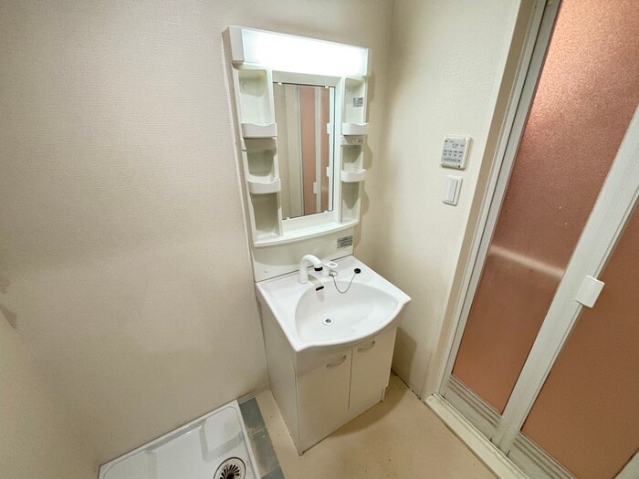 物件内観写真13　(洗面)