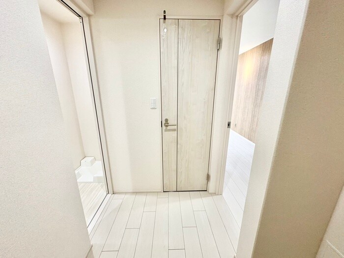 物件内観写真9　(廊下)