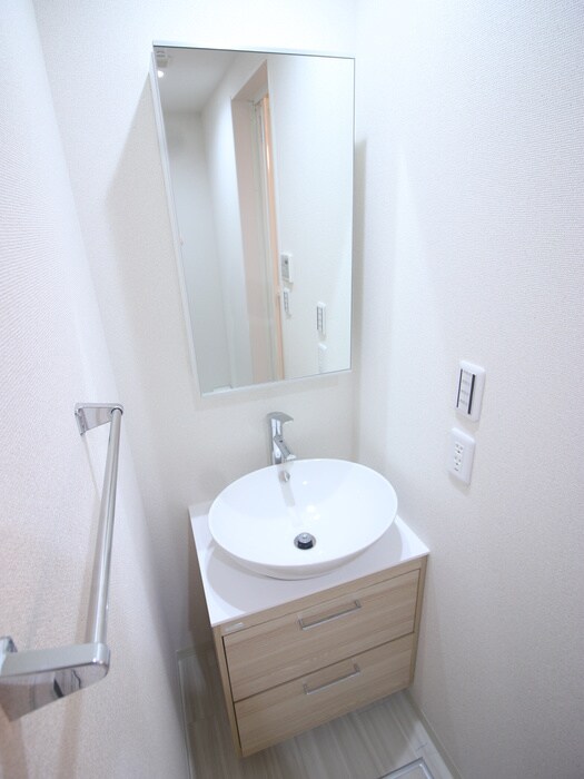 物件内観写真12　(洗面)