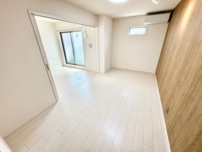 物件内観写真14　(居室)