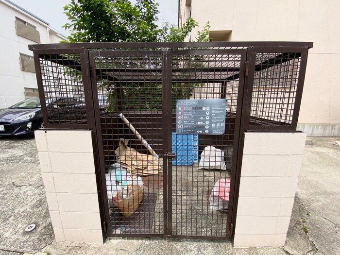 物件外観写真5　(建物設備)