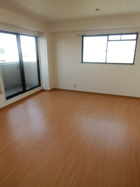 物件内観写真15　(居室)