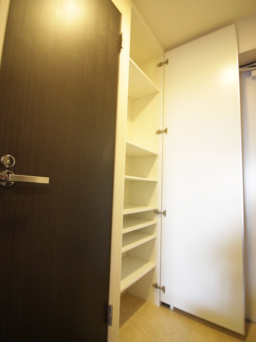 物件内観写真13　(靴箱)