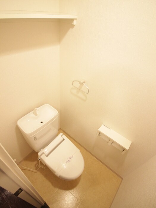 物件内観写真15　(トイレ)