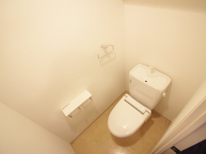 物件内観写真15　(トイレ)