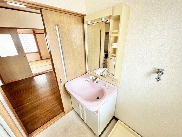 物件内観写真15　(洗面)