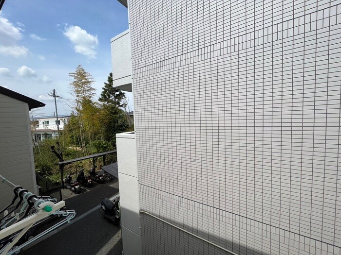 物件内観写真22　(室内からの展望)