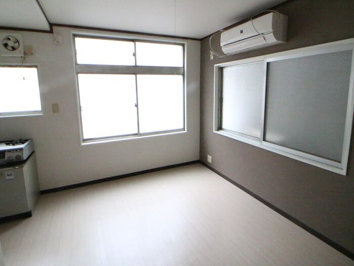 物件内観写真18　(居室)