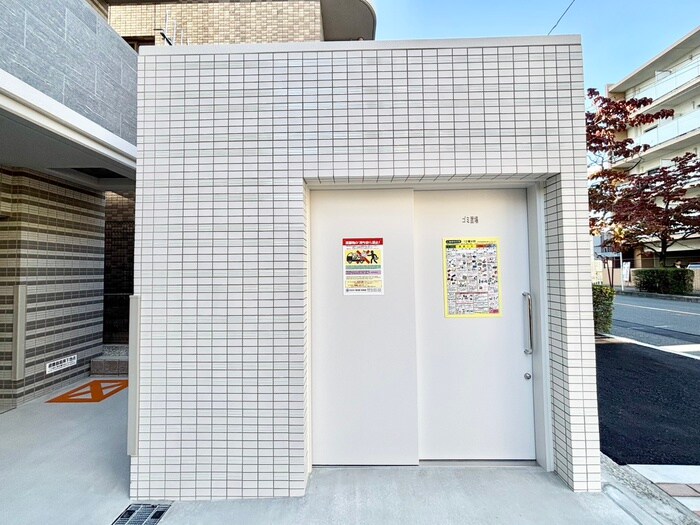 物件外観写真6　(建物設備)