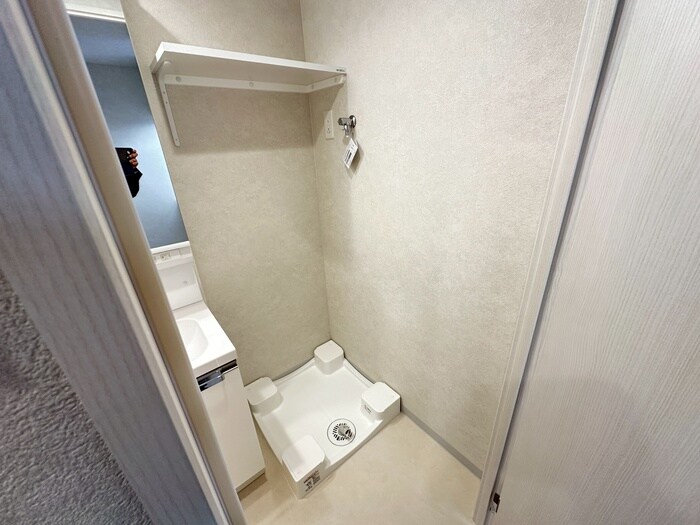 物件内観写真18　(洗濯機置場)