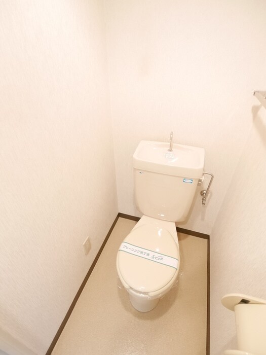 物件内観写真10　(トイレ)