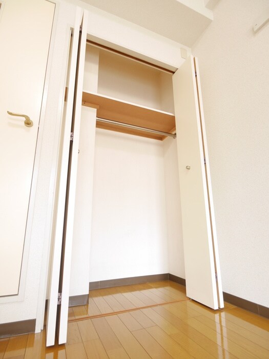 物件内観写真11　(収納)