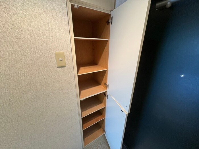 物件内観写真18　(靴箱)