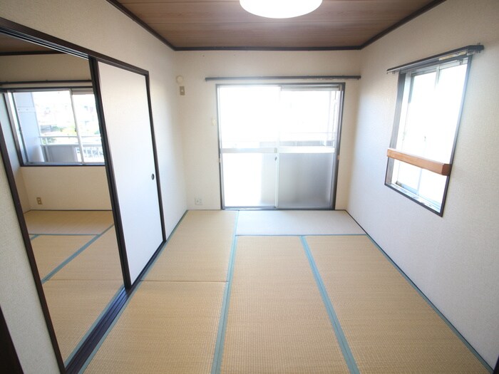 物件内観写真7　(居室)