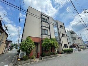 シャトルウサミ外観写真