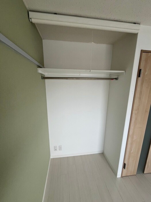 物件内観写真11　(収納)