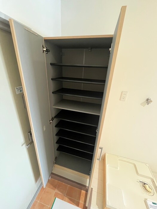 物件内観写真17　(靴箱)