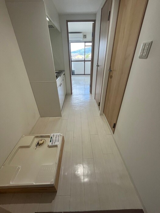 物件内観写真20　(廊下)