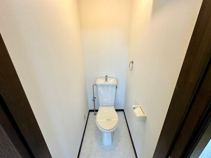 物件内観写真11　(トイレ)
