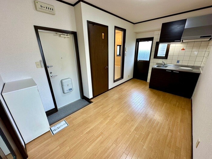 物件内観写真13　(居室)