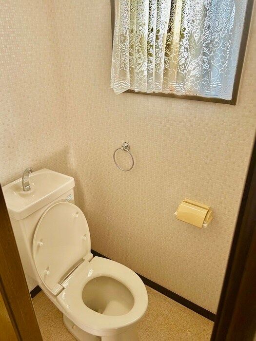 物件内観写真12　(トイレ)