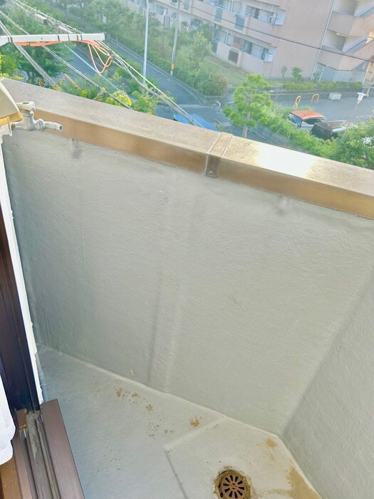 物件内観写真15　(洗濯機置場)