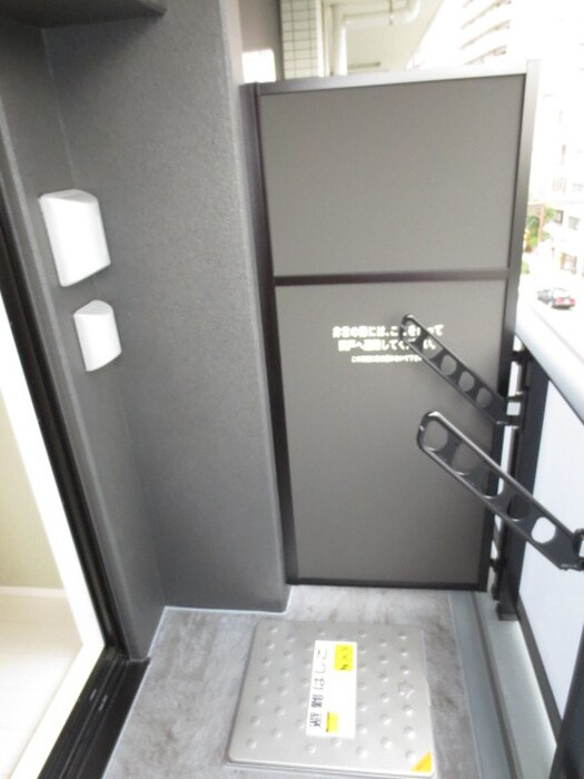 物件内観写真11　(ベランダ・バルコニー)