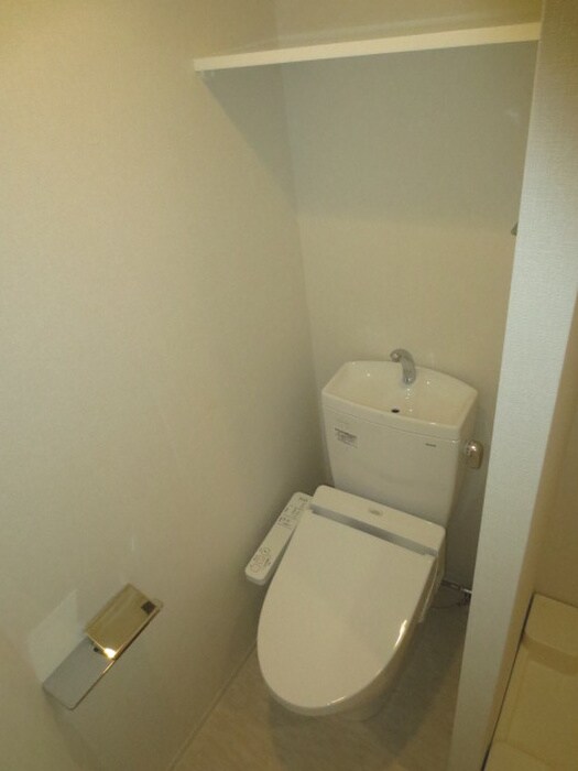 物件内観写真13　(トイレ)