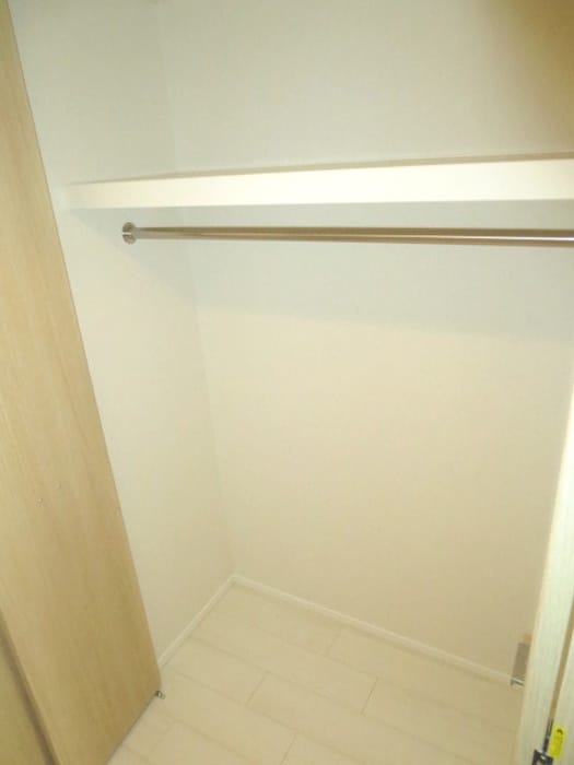 物件内観写真16　(収納)